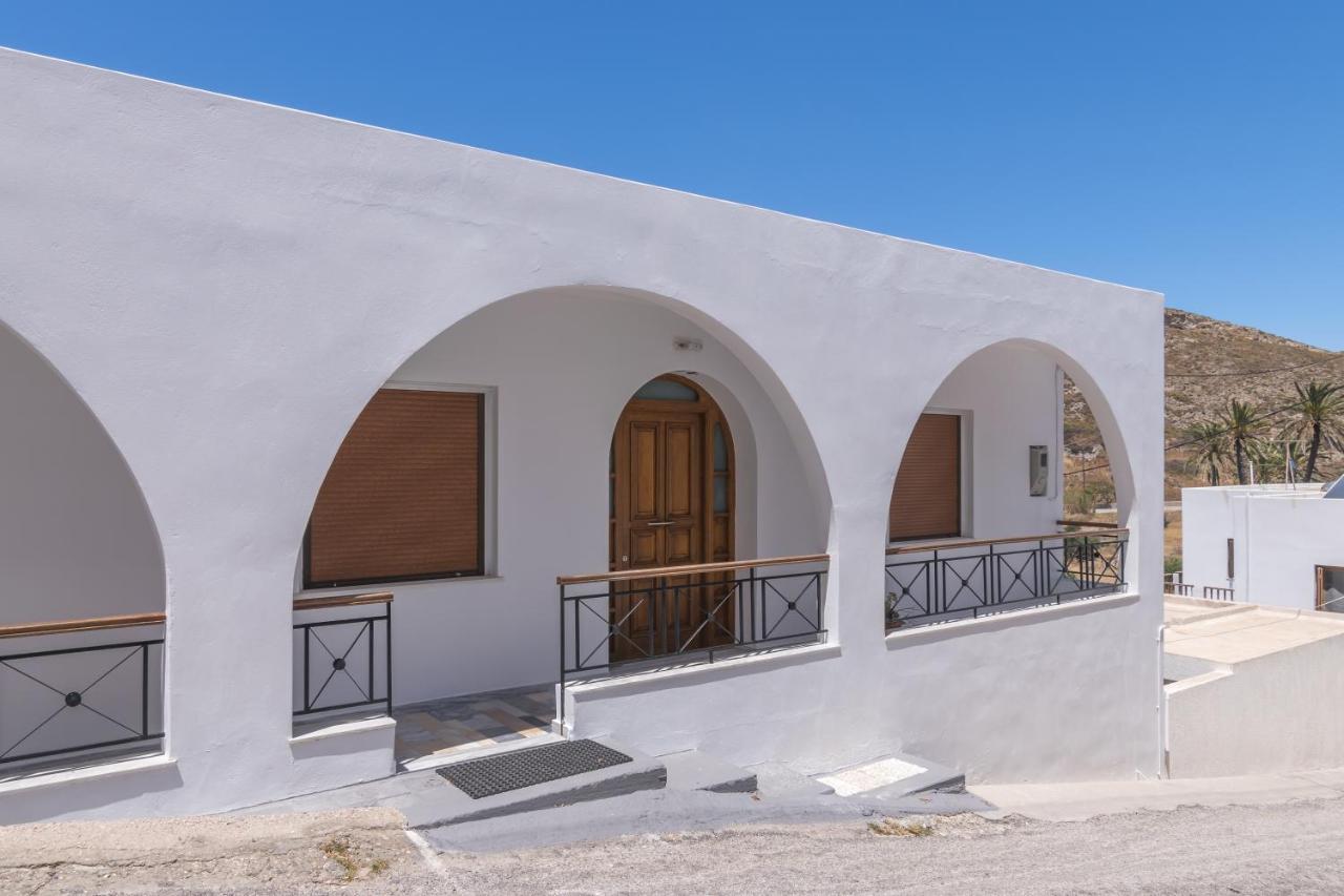 Areti'S Milos Guesthouses Adamantas (Milos) Exterior foto