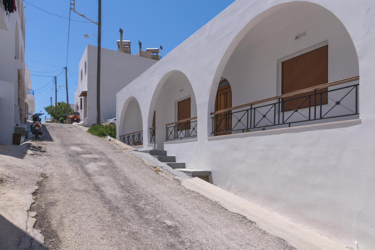Areti'S Milos Guesthouses Adamantas (Milos) Exterior foto