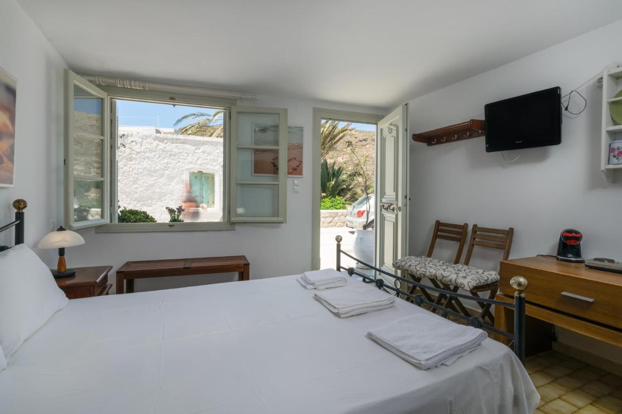 Areti'S Milos Guesthouses Adamantas (Milos) Exterior foto