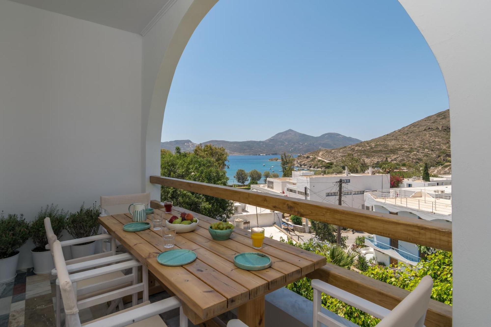 Areti'S Milos Guesthouses Adamantas (Milos) Exterior foto